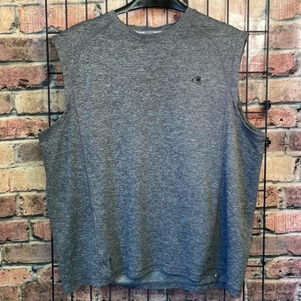 Champion Powertrain gray sleeveless men’s active wear shirt size XL